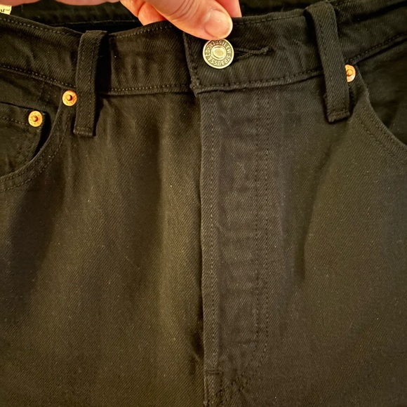 NWOT!! Levi’s 501 Original Cropped - Black Sprout 32x28 - Picture 7 of 7